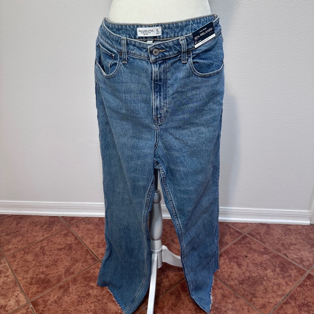 Abercrombie & Fitch 90s Relaxed Curve Love Jeans Women 31/12S Blue